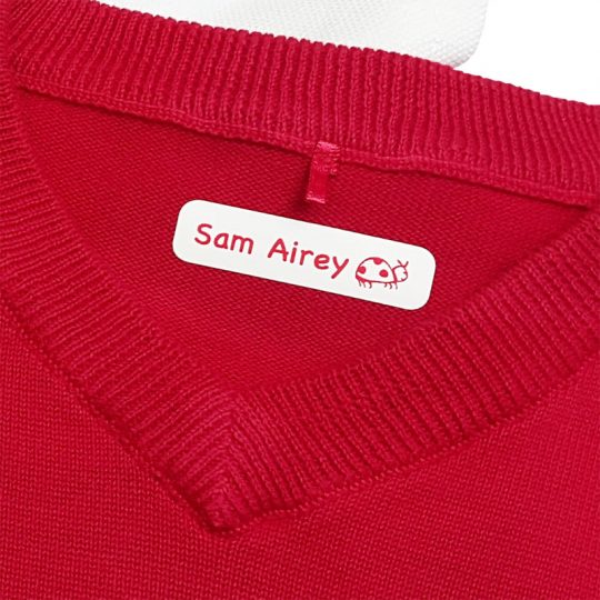 Iron-on label in jumper